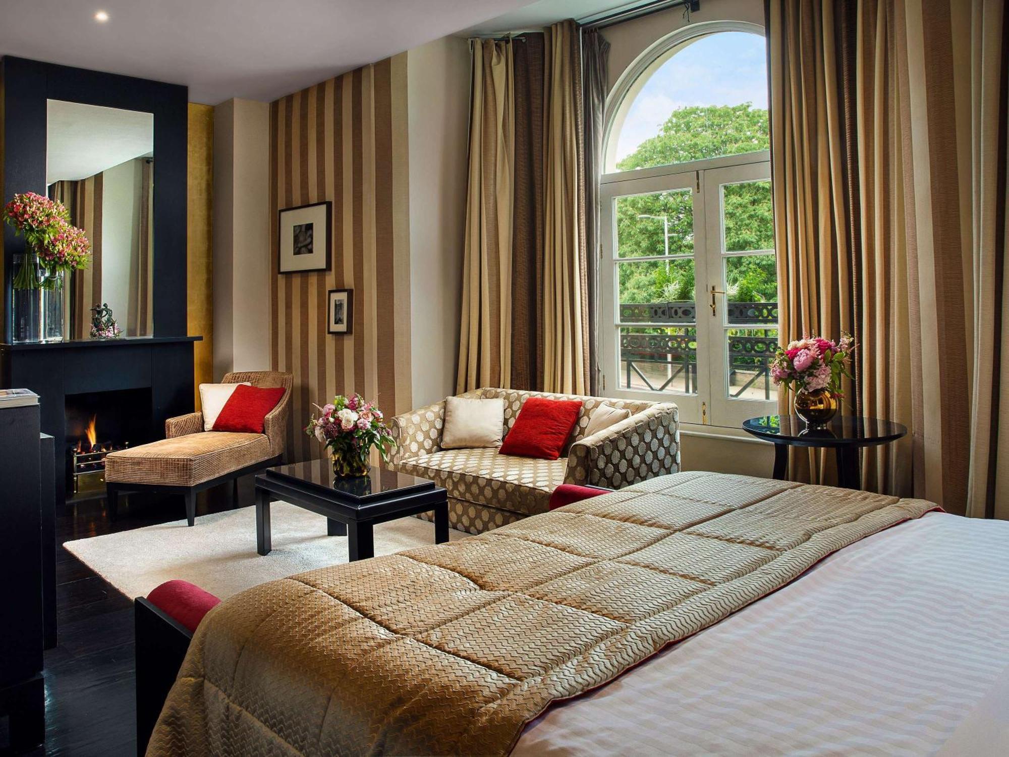 60 Hyde Park Gate Hotel Londra Dış mekan fotoğraf